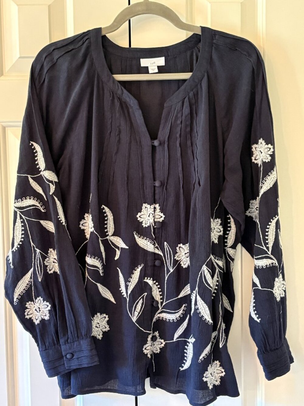 J. Jill Navy Blue White Floral Embroidered Gauze Boho Peasant Blouse Sz M